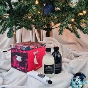 Davines Beautifying Box